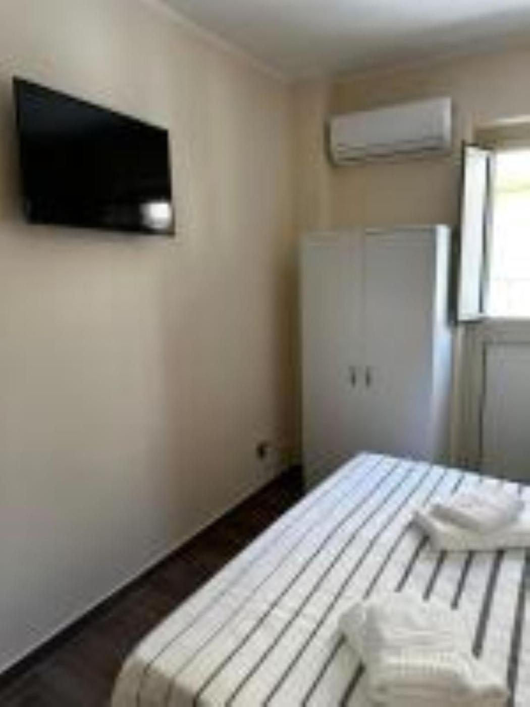 B&B Omnia ชิลลา ภายนอก รูปภาพ